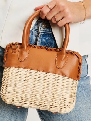 The Maya Straw Crossbody