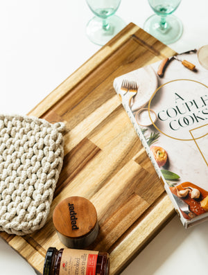 Acacia Wood End Cutting Board