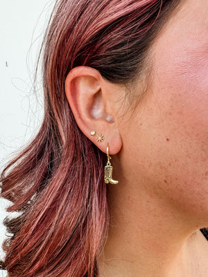 Outwest Huggie Earring