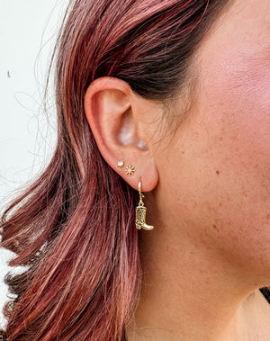 Outwest Huggie Earring