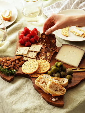 Acacia Wood Texas Cheeseboard