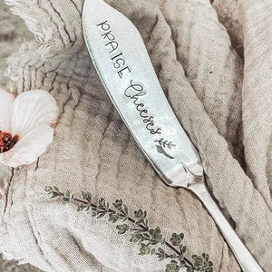 Sweet Thyme Cheese Spreaders