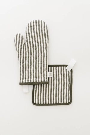 Heirloomed Keepsake Linen Oven Mitt & Potholder Set